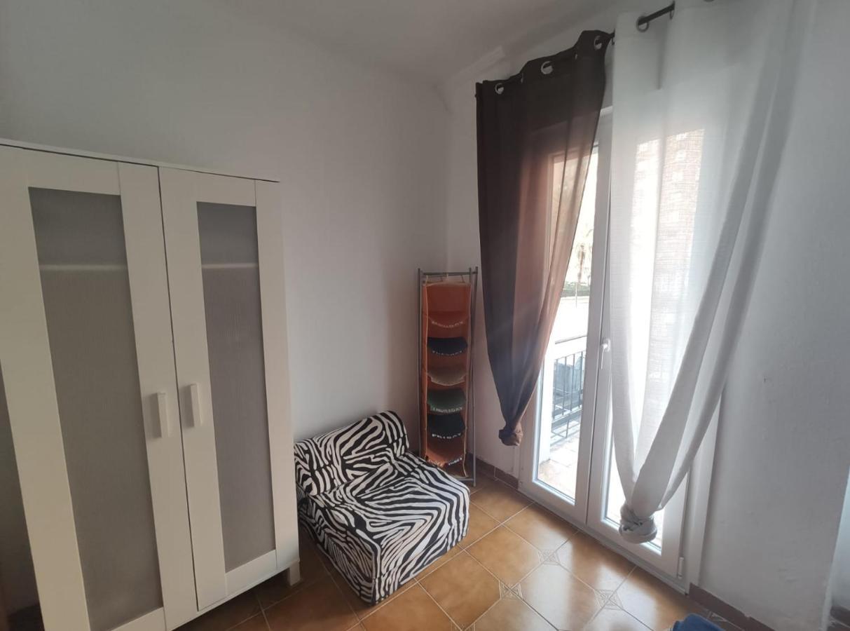 Apartamento La Marina Real Valencia Exterior foto
